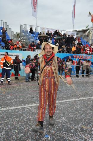 Ingrandisci la foto